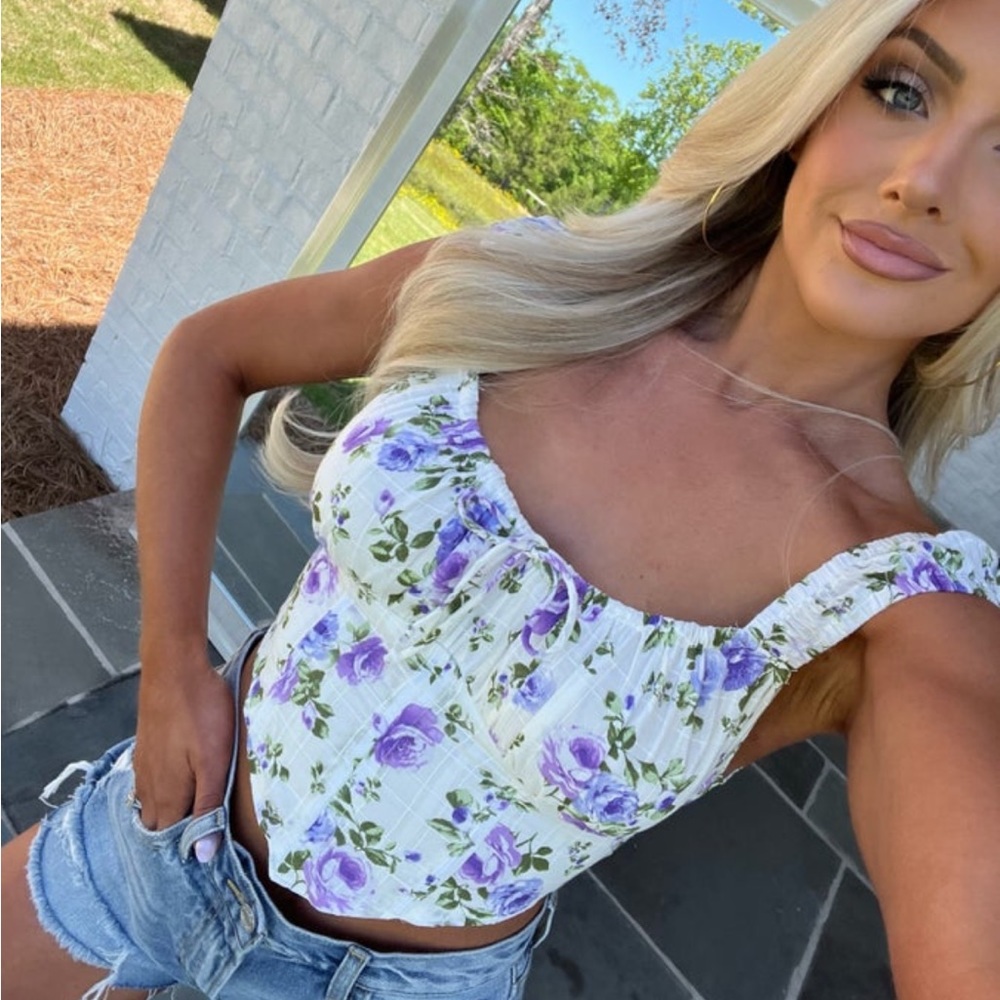 These Three Boutique floral top